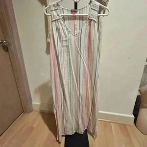 VINCE CAMUTO Striped Sleeveless Maxi Dress